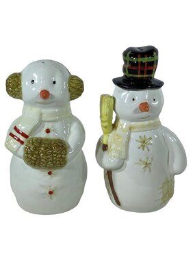 Vintage Snowman Hallmark Salt Pepper Shaker Set Ceramic Winter Christmas Table